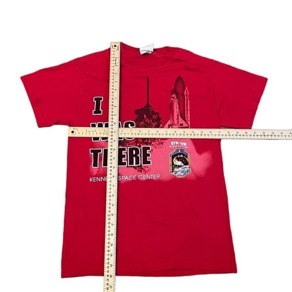 Ladies KENNEDY SPACE CENTER I WAS THERE STS-134 ENDEAVOR Delta Pro T-Shirt Small - Picture 5 of 5